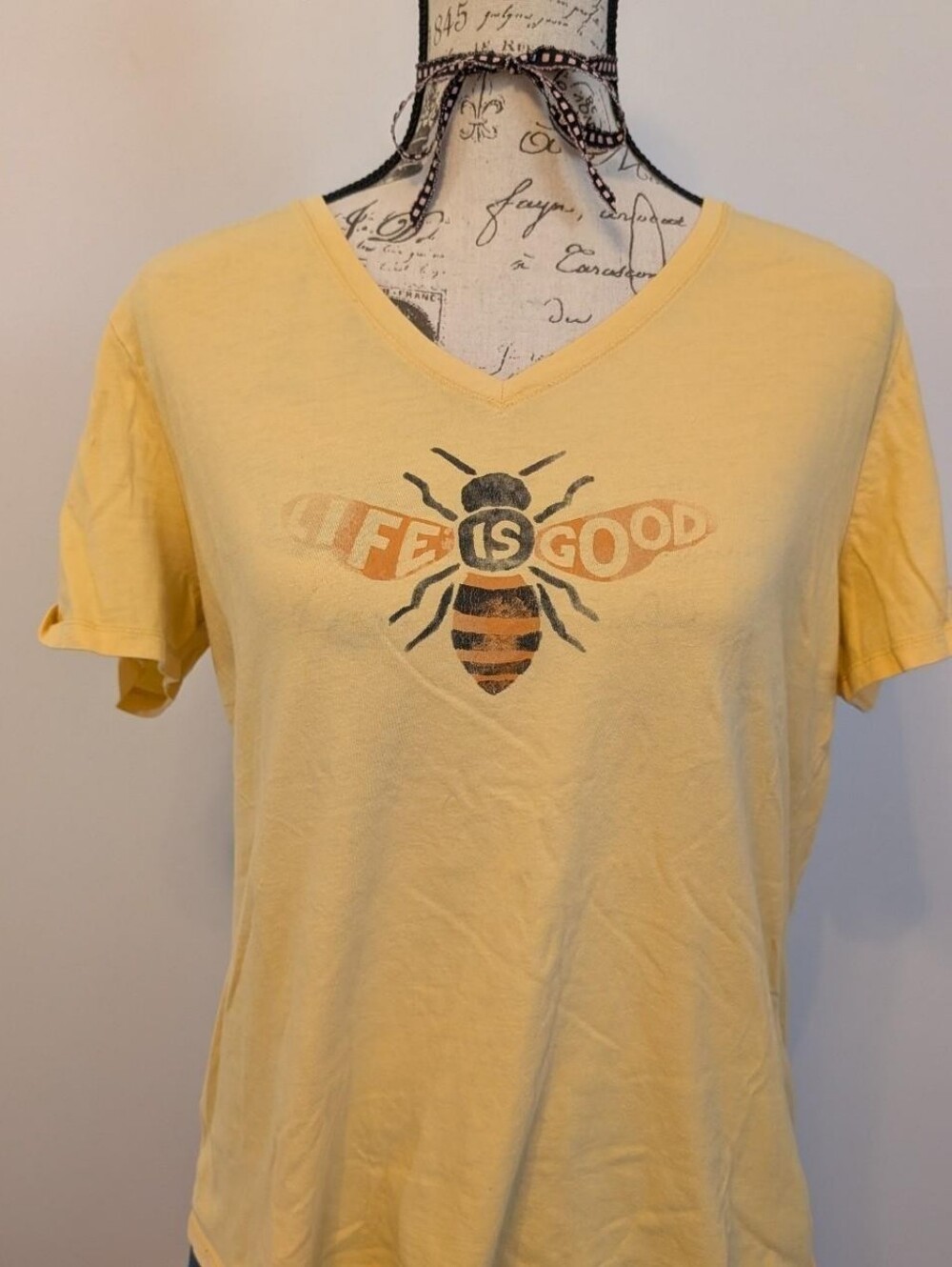 Life Is Good Bee Graphic Tee - Sunny Yellow V-Neck